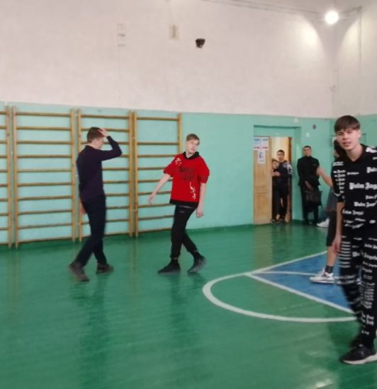 Турнир по пионерболу
